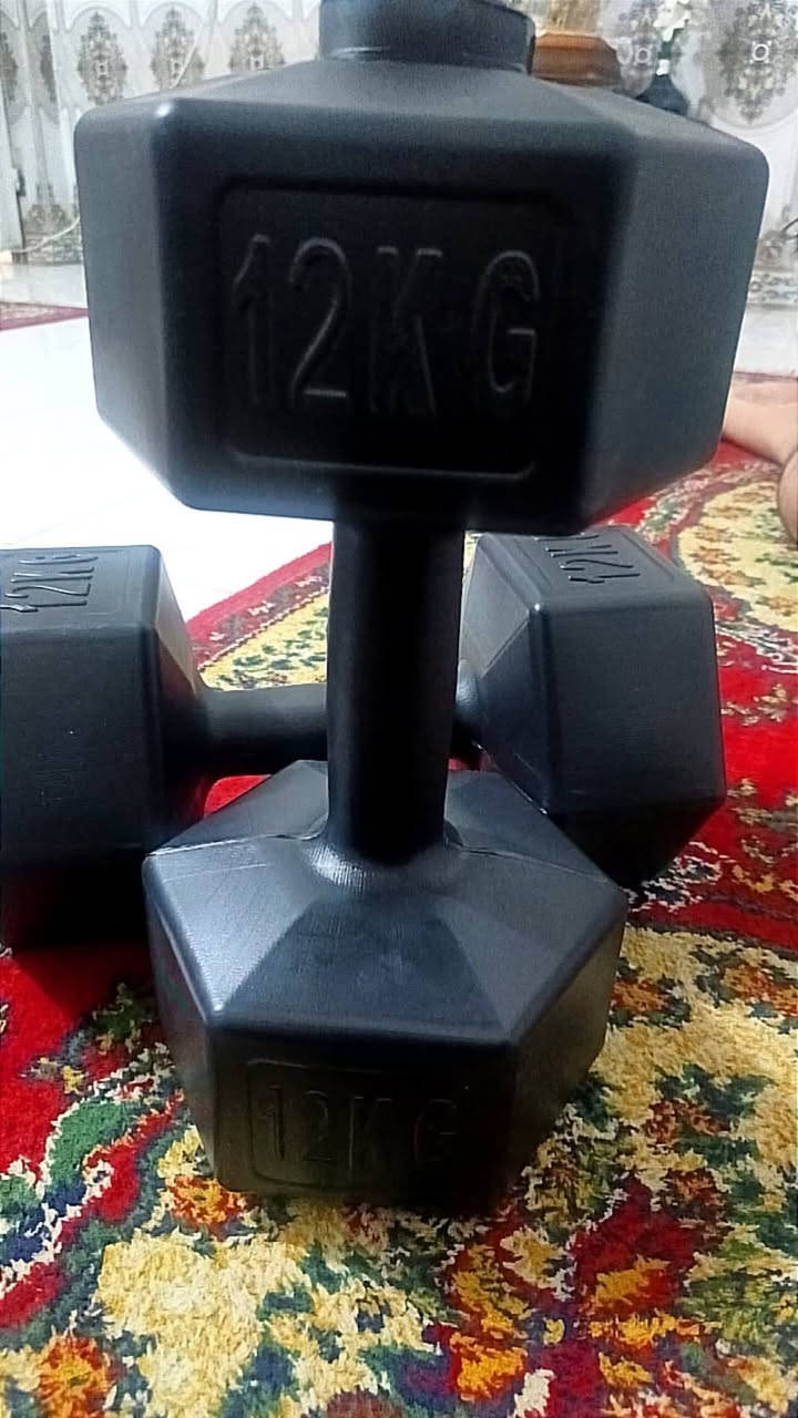 زوج دمبلص مكان زعفرانيه ب٣٠ وبيهم مجال ***********
