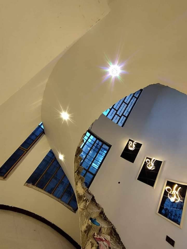 للبيع البيت مساحة ركن 200
تصميم حديث وبناء حديث

بيت طابقين 

ديوانية صالات  عدد 2 المطبخ حار وبارد  غرف عدد 3 حمامات عدد5  مناور عدد 2

البيت فول 

مطلوب اسكان 43مليون  ***********

حتى لو واحد عنده بيت بالناصرية ويريد يراوس طبيعي
