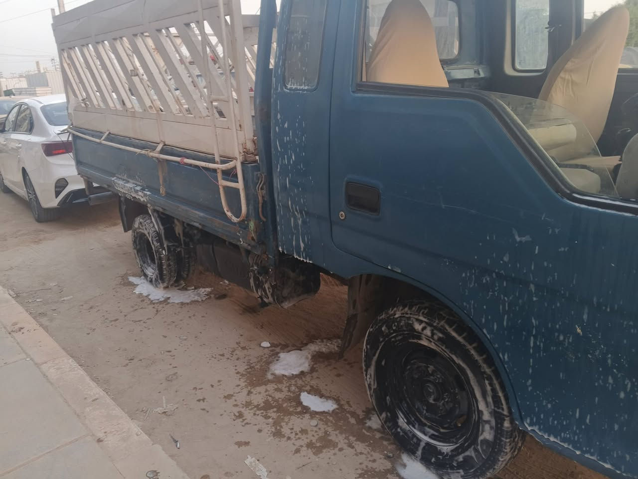 سلام عليكم كيه فونتيره البيع مكينه الفين وسبعميه جديده وكير جديد وحداديه وكسن مكفوالت والباقي شوف العين رقم الشاصي واضح السياره لوحاته بل مرور عوزه معامله رقم انبار راعيه بل ناصريه يسوي وكاله مكلف بل نشر ‏‪***********‬‏
