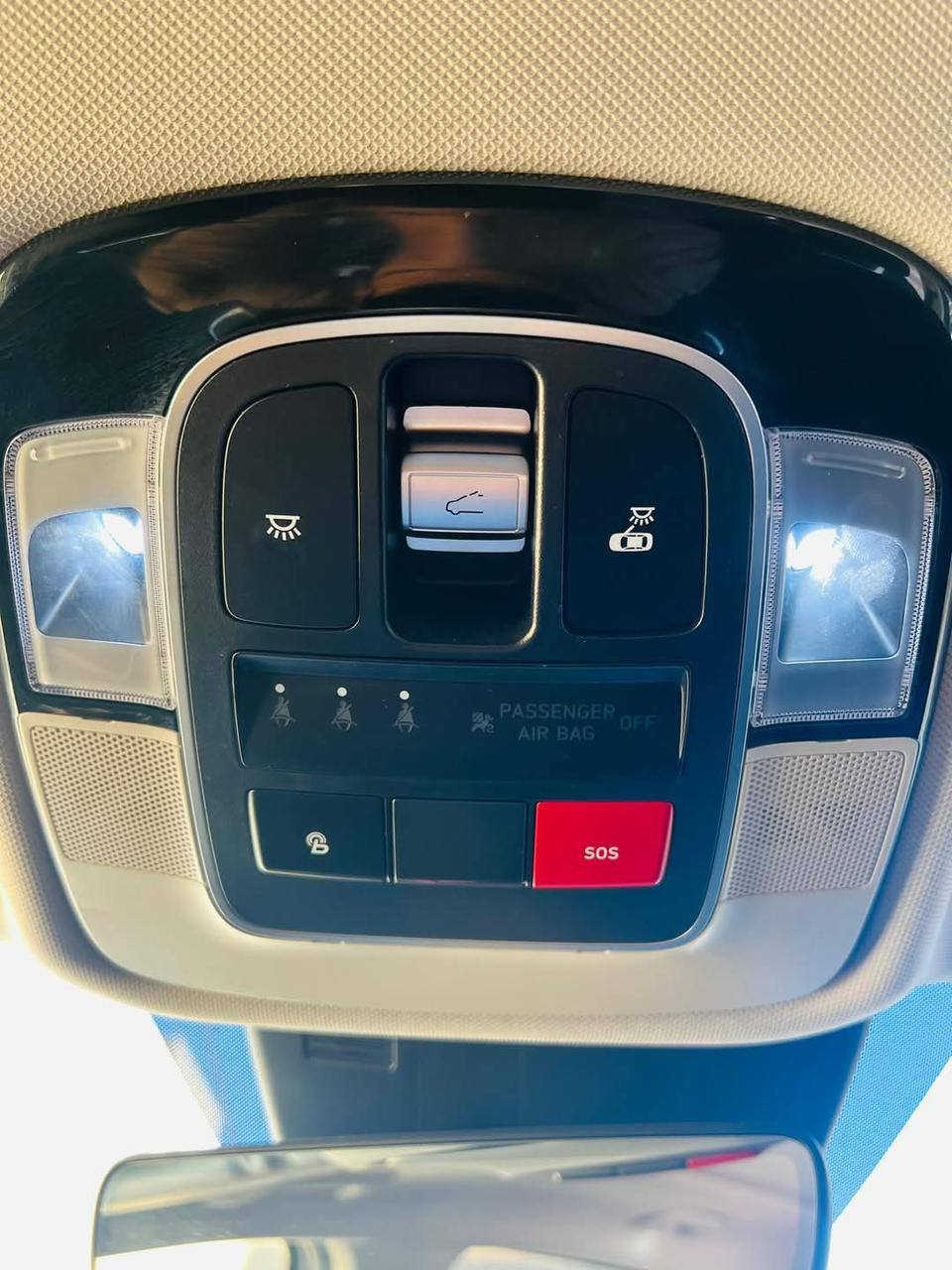 السلام عليكم 
توسان 2024 لمتد  1/1 فوللل Vip
تتقدم وترجع بالريمونت 
كشنات تدفئةو كهرباء و خزن و تبريد و جلد 
كشنات خلفية تدفئة 
بنوراما  كير بيانو صندوك شفط كهرباء 
سستم صوت بووس BOSE
كامرات 360 
محرك 2500 كير 8 نمر بدون دوانز  
رادارات السيارة جديدة ونظيفة وخير من الله اوتو بارك
مواصفاتها معروفه 
حادثها سرقه اغراض البجم واصبعين بالبنيد اثر التحميل
بدون شاصي بدون لغد بدون ضرر
وشادلها دعاميه تفصيخ
ماشية 64 الف كيلو   فورويل
السيارة جديدة جداً جداً بالنسبة لموديلها 
كير محرك صدر مكفول ومابيها اي نقص ع اخر حبة  ومتتقارن بالخليجي
مكانها بابل الحله 
السعر 205 
***********
