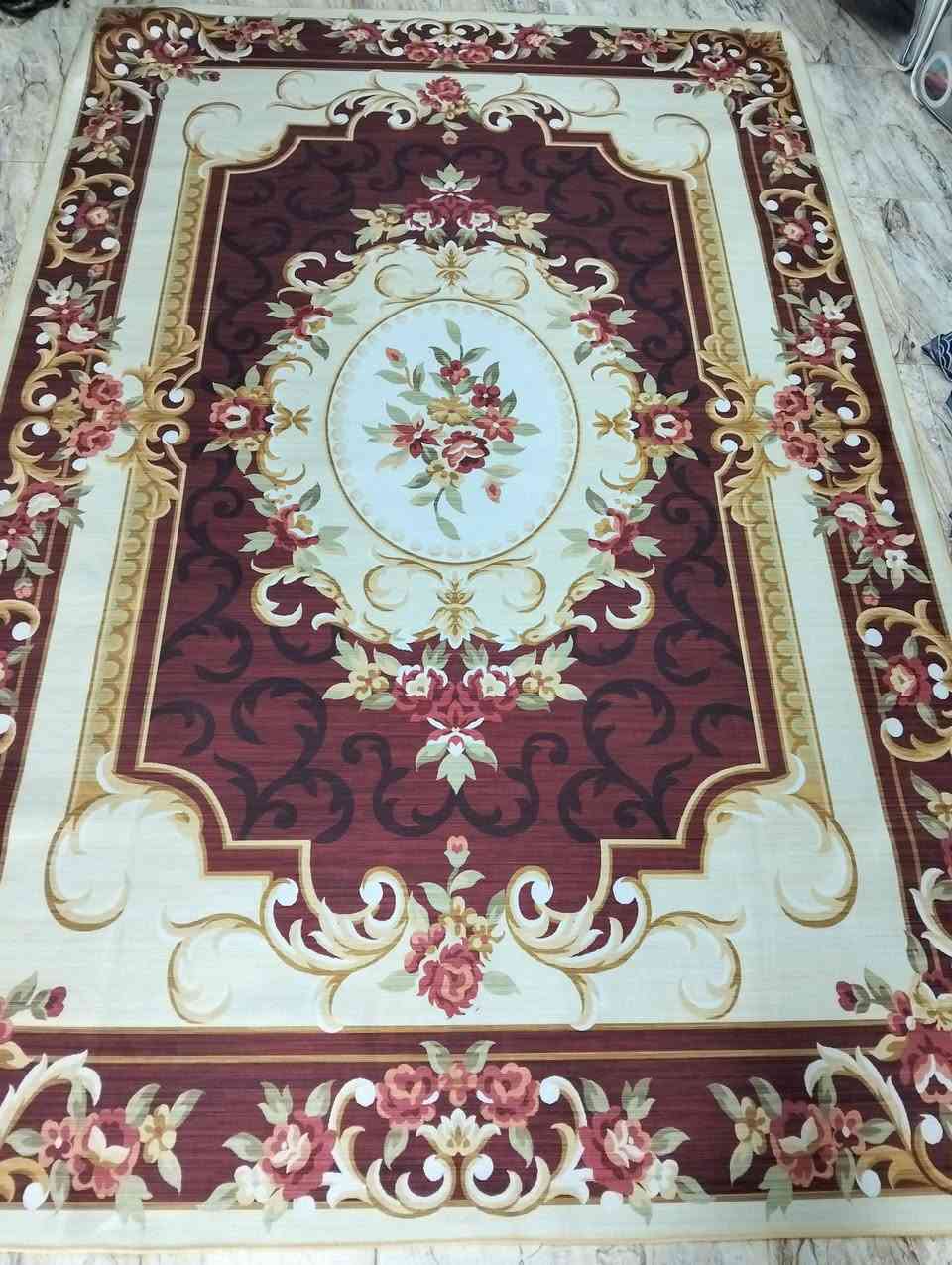 قطع اخيرة ب15 فقط 
ثري دي قياس 3 في 4 ياردة السعر 15 فقط 
العنوان التحرير دور الجاهزة مقابيل محل كرزات حمودي يوجد توصيل ***********
