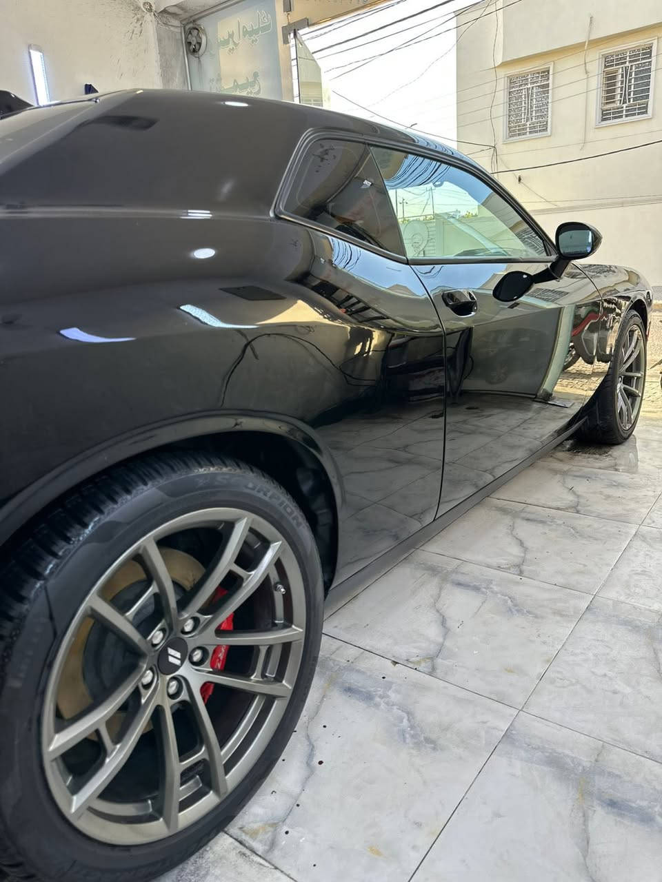 بيع بسعر مناسب 
تشالنجر SRT شيكر 2023 – Last Call
نسخة محدودة أصلية (من أصل 500 سيارة حول العالم)

محرك 6.4L SRT (6400)🚀🚀

✅الحالة:
✅سيارة شبه زيرو
✅دخول جديد
✅مكينة وكير بحالة الوكالة
المواصفات:

✅ماشية 16 ميل فقط
✅دبلات SRT
✅شوته رياضي
✅دخول ذكي
✅تشغيل عن بُعد
✅بصمة تشغيل
✅كشنات حضن
✅كشنات جلد مع كنتارا
✅كشنات كهرباء مع ذاكرة 3 وضعيات

✅تدفئة وتبريد الكشنات
✅ستيرن كهربائي مع تدفئة وتبريد
✅شفتات خلف الستيرن
✅مثبت سرعة
✅شاشة وسط حجم كبير
✅كاميرا خلفية
✅حساسات
✅نظام النقطة العمياء
✅هيتر مرايات

✅اكسل قفل
✅فجوج SRT عدد 6 بستم
✅ويلات SRT
✅داخلية كاربون فايبر
✅ختومات Shaker
✅لايتات Shaker
✅عداد سرعة أبيض مختم Shaker
✅أنظمة قيادة رياضية متكاملة
✅معلومات الحادث:
✅جاملغ أمامي وخلفي
✅البراغي غير مبدلة

🟥كلير عام من أمريكا بسبب طخات بسيطة
🟥صبغ عادي بدون ضرر قوي أو تلاعب

موقع السيارة: 📍كربلاء المقدسة
رقم صاحب السيارة:***********
