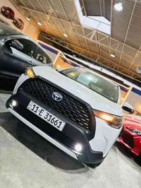 كورلا كروس ساز ام الضمان ماشية 16 الف فول فتحك بصمة شاحن وايرليس 3 كام...