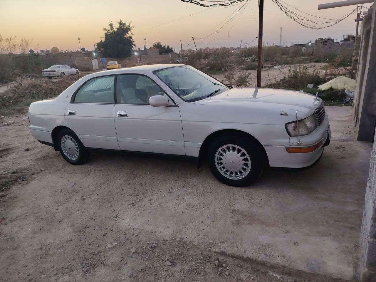 بطه موديل ٩٢ رقم بغداد تحويل مباشر مشروع وطني تخم تاير حداديه جديده جام أخضر سيارة جاهزه مال جناي مكينة وكير خير من الله سنويه ل٢٨ العنوان واسط للتواصل ***********
