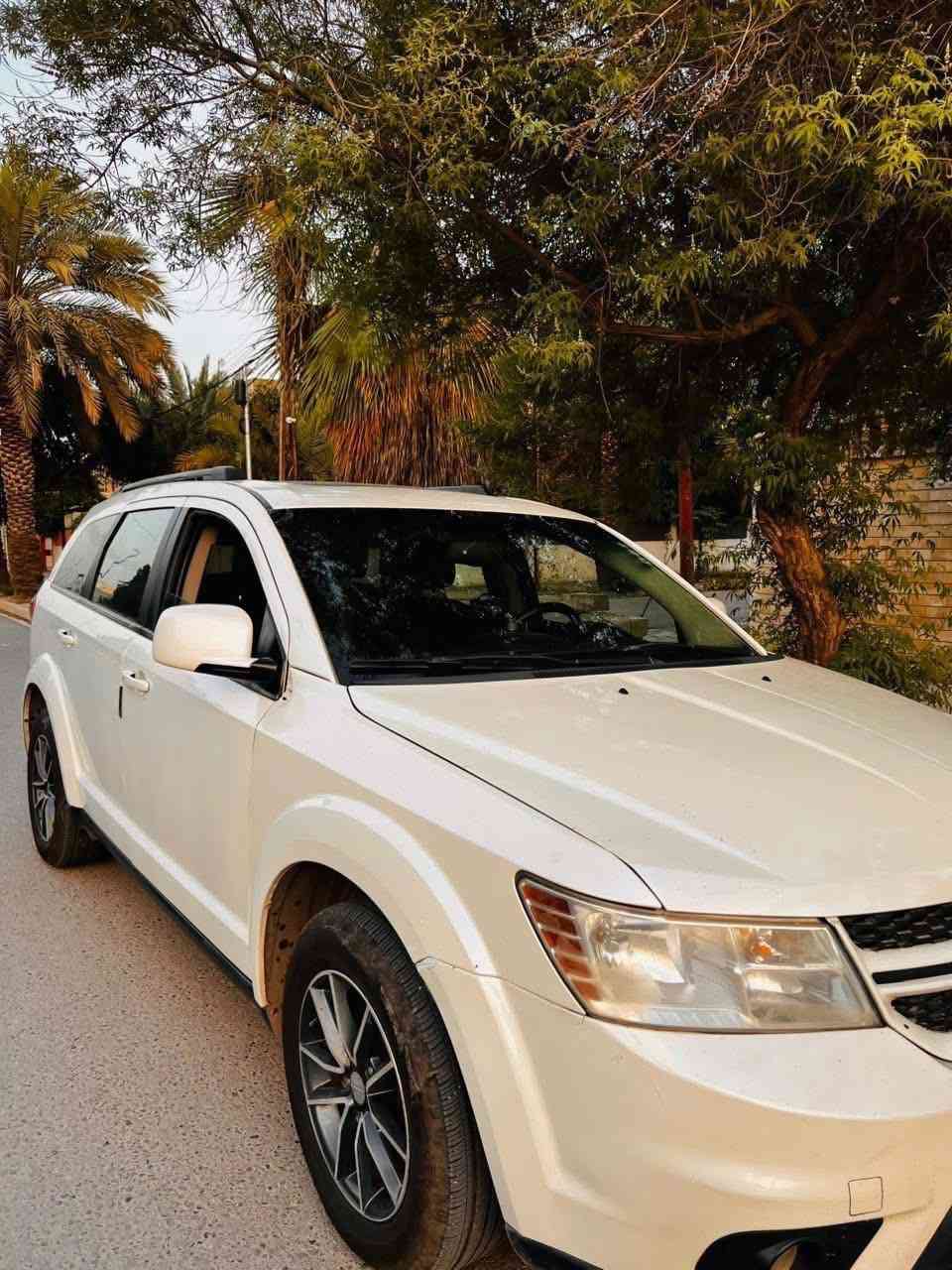 دوج جوني 2016 ستة سلندر 7 راكب 
هزة ورقم جديد 

بدون ايرباك

ماشية 80 ميل 

تحكم ستيرن كامل 

حدادية جديدة 

تخم تاير جديد 

تدفئة كشنات 

كشنات جلد 

حساسات 

فتحت سقف سلايد

بصمة ابواب 

تشغيل عن بعد 

سماعات الباين

كشن السائق كهربائي 

الضرر موجود بالصور السونار 

مكانها موصل 

شرط الوكالة والتحويل 

السعر116 ومجال بسيط 

رقمي 

0751 837 0281 واتس متوفر

***********
