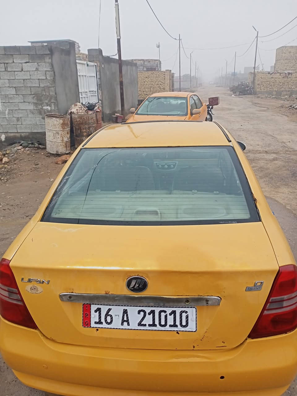 سلام عليكم ليفان مديل 11مكفولة رقم نگليزي مكينة وكير حدادية جديد تخم تاير كهرباية  مصفرة هية وغرامات لسعر 35وبية مجال مكان دوانية 

رقم الهاتف ***********
