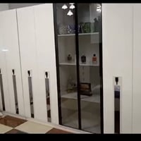 بيع لغرض الانتقال غرفة نوم تركية حديثة 10 قطع قطعتين نكسرن اثناء النقل...