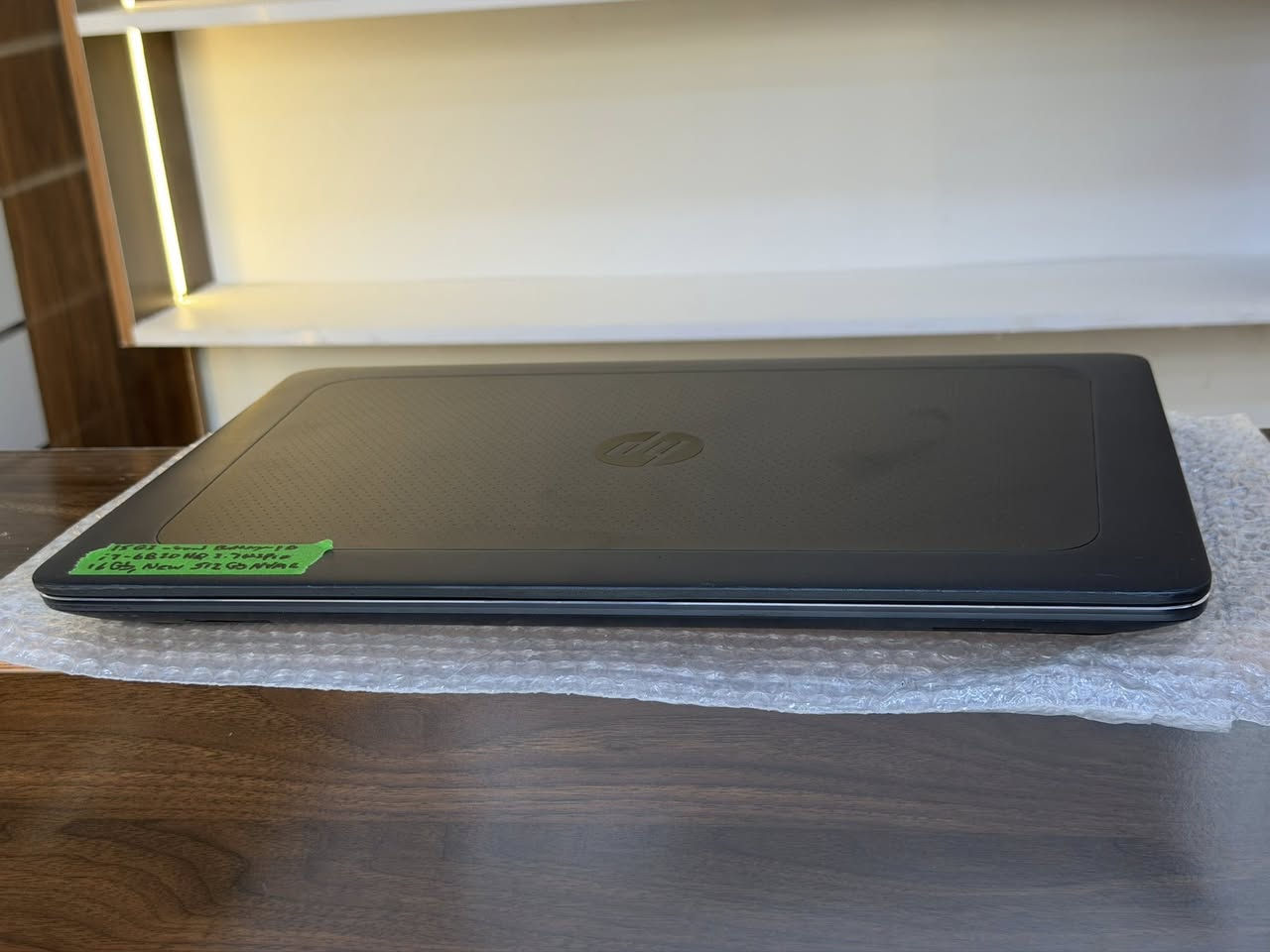HP ZBook G3
مناسب للطلاب و اصحاب المكاتب يوفر امكانيات متكاملة يشغل برامج هندسية و العاب متوسطة
المعالج : i7-6820HQ 2.7GHz
الرامات : 16GB RAM
المساحة : 512GB SSD NVMe اسرع نوع تخزين
كارت الشاشة الخارجي : NVIDIA 2GB
كارت الشاشة الداخلي : انتل كرافيك 530 4GB
الشاشة : 15.6
كيبورد ضوئي، بصمة الإصبع، منافذ ثندر ...الخ
القطعة الاخيرة ب 300 الف بس


**إذا كنت صاحب هذا الإعلان وتريد حذفه لأي سبب، رجاءا أرسل رسالة إلى الدعم الفني**