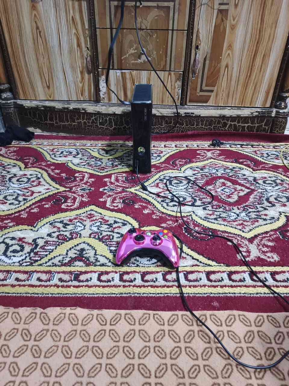 سلام عليكم  اخوان جهاز بلاي اكس بوكس 360 شغال ما بي شي ألعاب 130 العبه بي و جوستك واحد بيش يفيكم شراي راسني على الخاص


**إذا كنت صاحب هذا الإعلان وتريد حذفه لأي سبب، رجاءا أرسل رسالة إلى الدعم الفني**