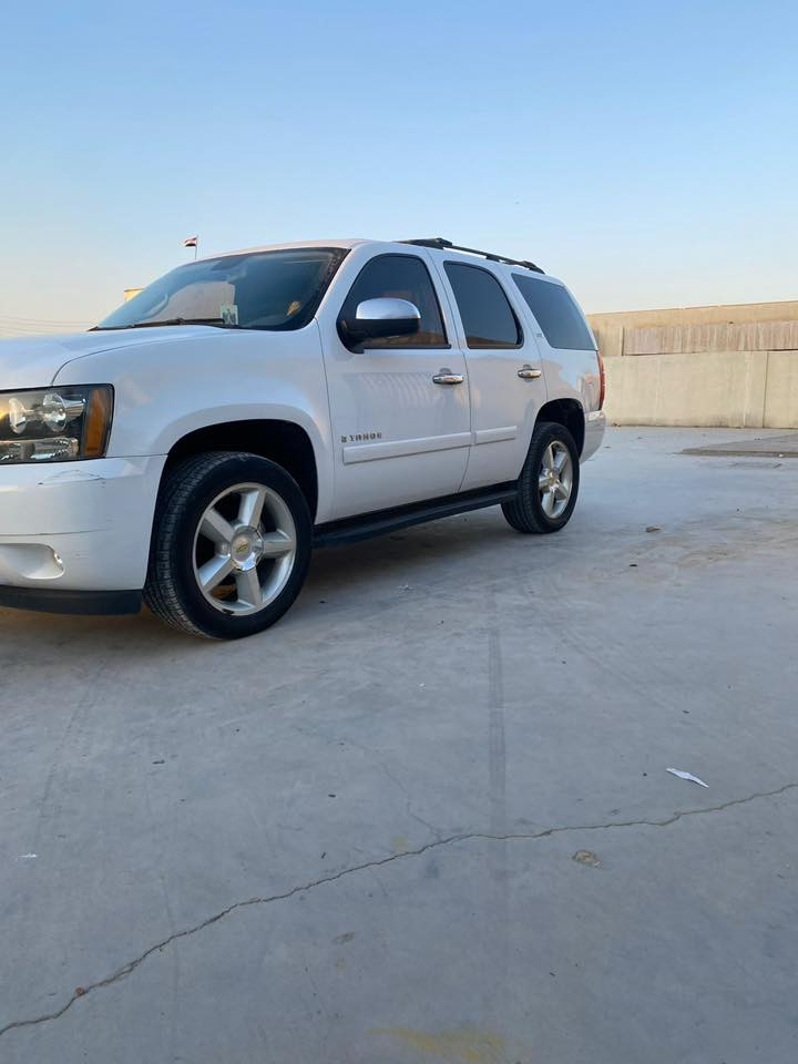 للبيع: شفروليه تاهو (LS/LT) -موديل 2009
مواصفات كامله:  ومكفوله من الكصه والسرقه والانتربول  والصبغ  فقط ضربه تقريباً  شبرين كما موضح في الصوره 
السيارة لديها حجز تسجيل في المرور، والميزة هنا أنني ملتزم تماماً بالمضي في المعاملة وإكمال كافة الإجراءات القانونية لضمان نقل الملكية للمشتري بسلاسة ووضوح. 
 السعر 110 وقابل للتفاوض 
للتواصل ع الرقم التالي 
***********
