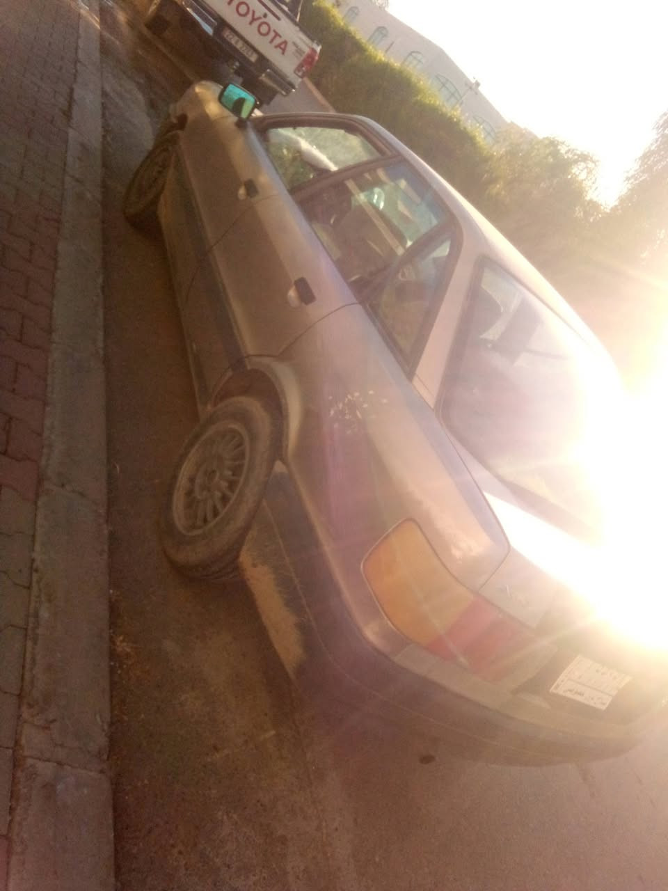 من رخصه الادمن
اودي 90 السياره بحاله جيده مكينه بيهه تبخير 
اصوليه ثاني يوم تحويل السعر 22ورقه بيهه مجال بسيط 
مكان السياره اربيل 
*********** واتساب
