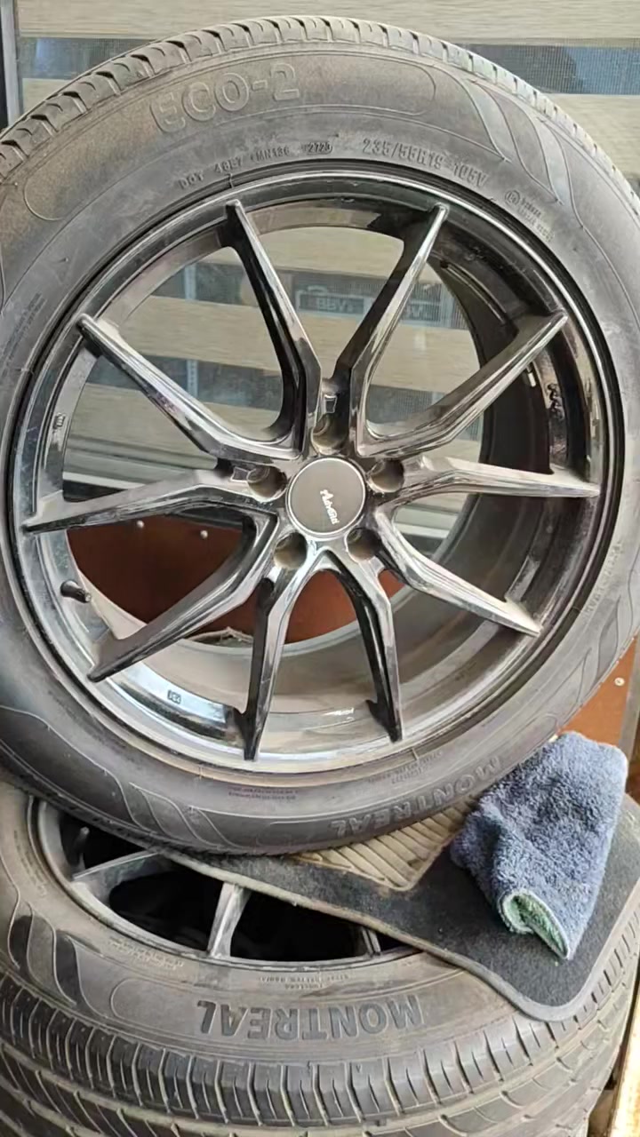 السلام عليكم ويل كب حجم 19 زيرو وتخم تاير جديد للبيع مكان الناصرية قلعة سكر ***********
