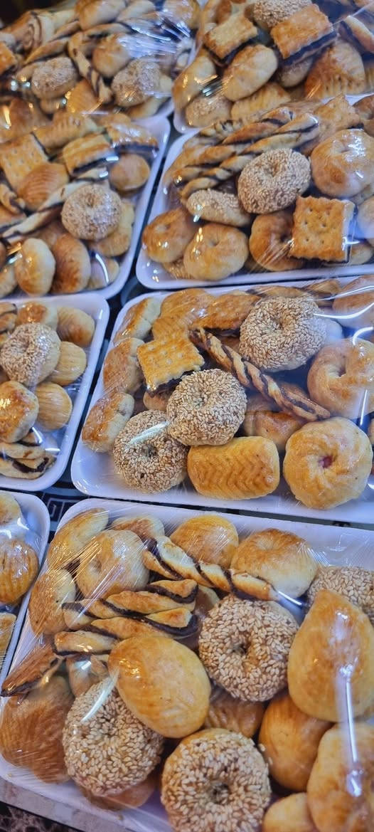 لا تعيّد بدون كليجتنا 🥰
كليجة تفتح النفس وتزين جمعة العيد
مشكّلة بين الجوز الطيب، والتمر الأصيل، والحلقوم الطري، والمبروش اللذيذ، ولمسة سمسم تشهّي العين قبل اللسان. لا تفوّتون الطعم الأصلي بنكهة ولاياتنا🥰 
اطلب الآن وخلي ريحة العيد تعبي المكان 

كيلو كليجة مشكل  : 10الف
ماعون نص كيلو كليجه: 5الف 
كيلو جوز :12الف
ماعون نص كيلو جوز : 6الف 

 ماعليكم سوى الاتصال بالارقام :📞
الواتساب: 
***********
 +9647714153068

يوجد توصيل 
ام الجدايل  : الف
التاجيات-العلوة - ركية وفاضل ابو عضام :3الف
العنوان : التاجي - ام الجدايل - قرب اسواق المختار
