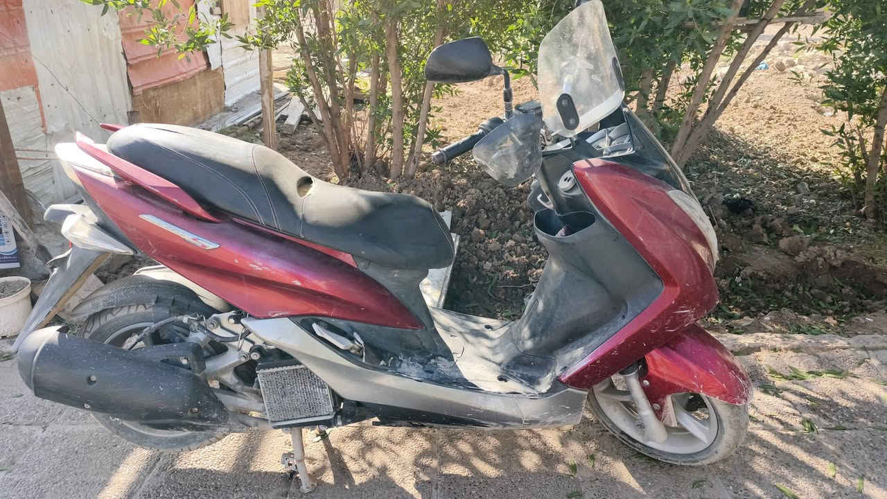 للبيع ماجسته ٢٠٢٢ دراجه بيه نقوصات قليله سعره مليون وبيه مجال المكان الحرية الثالثة قرب صيدلية الغفاري الاستفسار أكثر ***********
