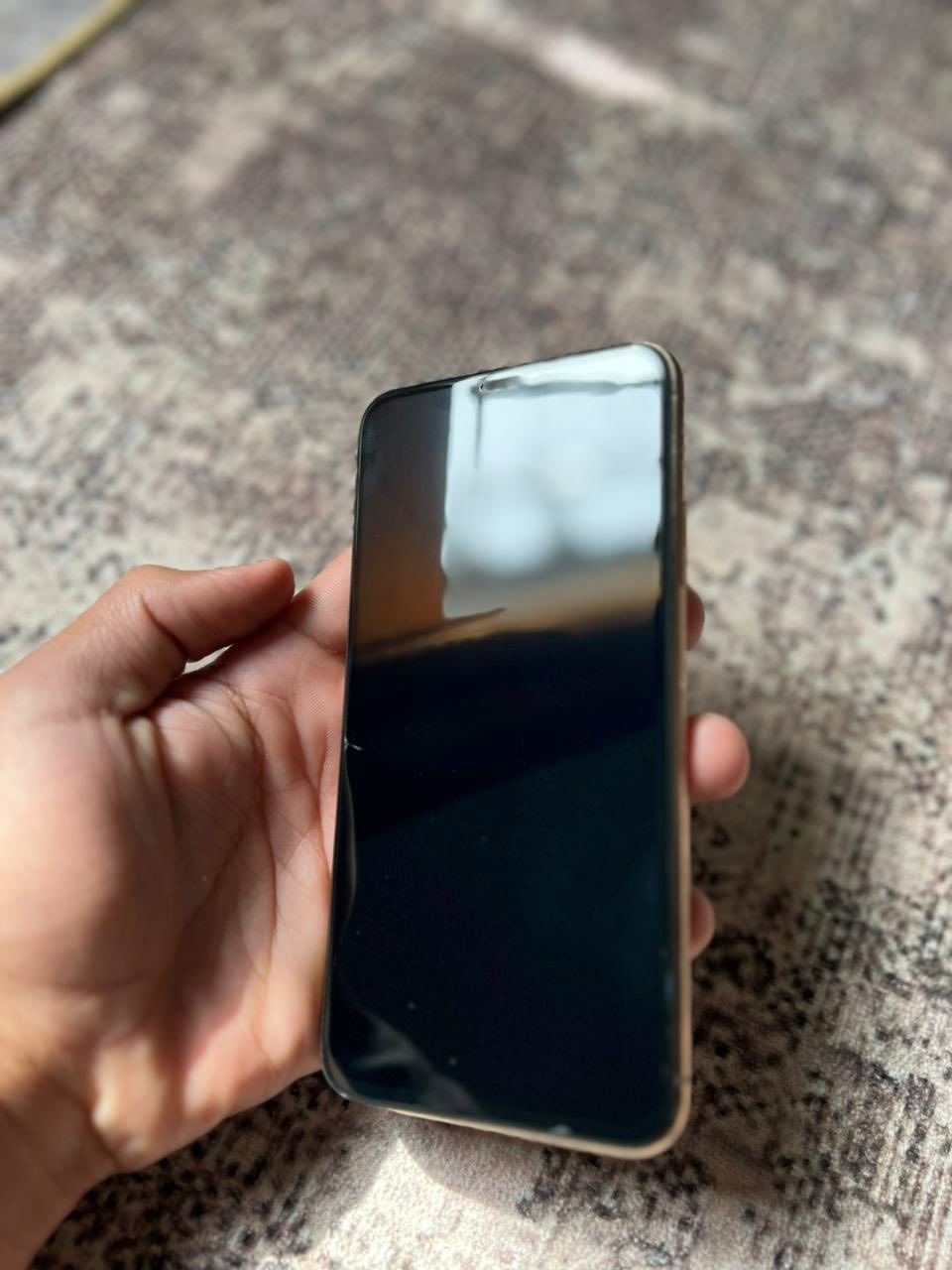 سلام عليكم 
ايفون ١١ برو ماكس 
جهاز نضيف زلغ ما بيه 
امبدل شاشه فقط الاصليه (٣خيارات )
فيس ايدي (واگف )
ذاكره ٦٤.  بطاريه ٧٦
     سعره 270 وبيه مجال


**إذا كنت صاحب هذا الإعلان وتريد حذفه لأي سبب، رجاءا أرسل رسالة إلى الدعم الفني**