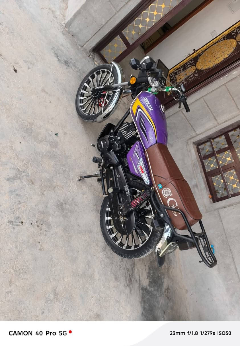 سلام عليكم دراجه للبيع موديل 25 اوراق بغداد  المكان واسط العزيزيه مكفوله كفاله عامه من كلشي كهربائيات كله شغاله درجه بعده جديده ما متعوبه مكلف بنشر لحد يراسل ***********
