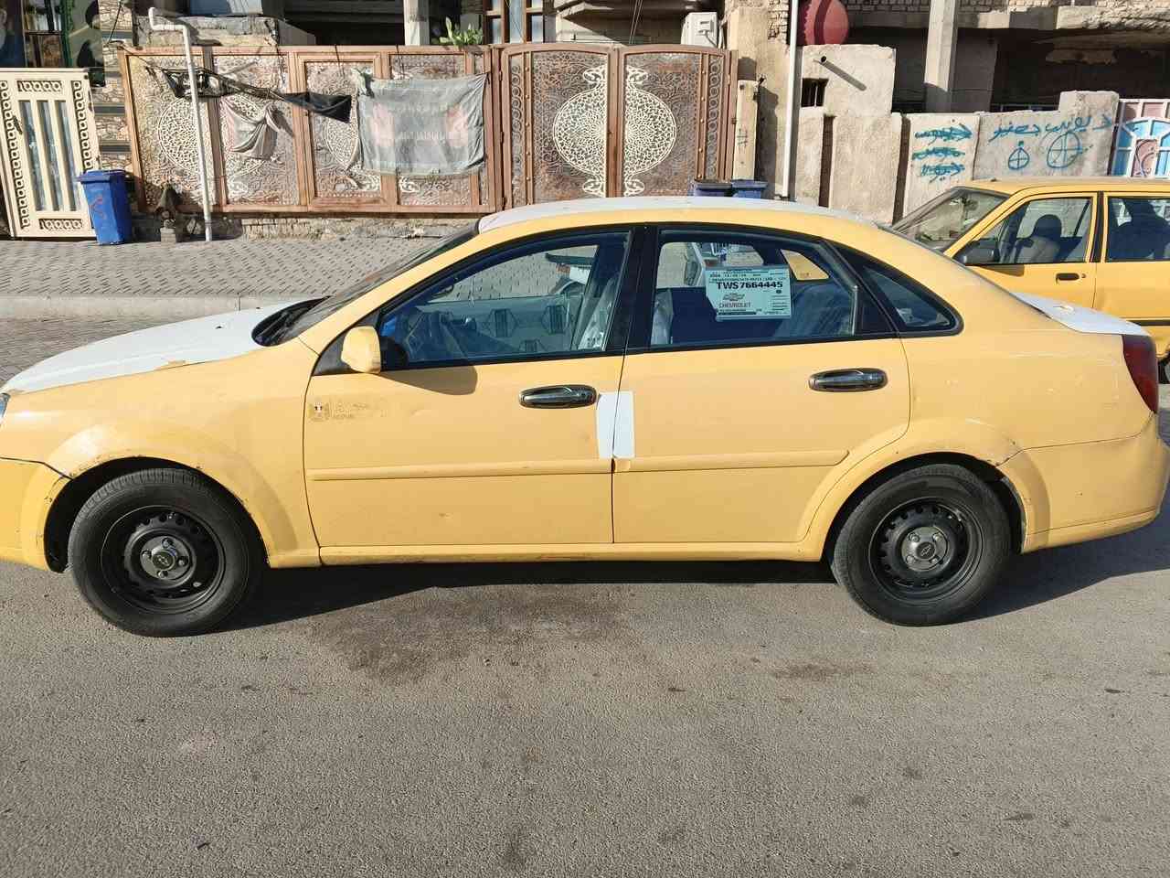 السلام عليكم اوبترا موديل 12 سياره ناشفه حلوه مثل ما وضح بالصوره بها خشم وبيها الدوسه على كد اشبر سياره خير من الله تخم تاير جديد حداديه جديده جير ومكيده كفاله تبريد شغال خير من الله السياره ما بيها اي نقص وبيها بيها شامله خلفه على قد ايش كره معمر 60 وبيها مجال سياره رقم بغداد والبوكان بغداد *********** هذا رقمي
