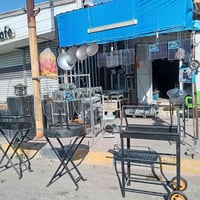 للبيع المناقل والشوايات السعر مناسبه 07708466568