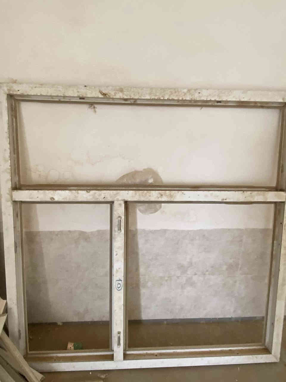 السلام عليكم شبابيج بلاستك مستخدمات حجم ثقيل درجه اولى للستفسار اتصل ***********
