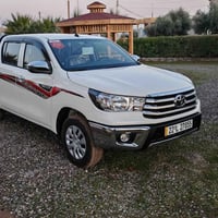 هايلوكس 2025 للبيع ناصي كير عادي رقم اربيل  ماشي 3400km بمعنى زيرو  ال...