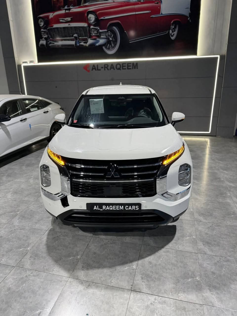 ياباني صنع وتجميع🇯🇵محرك2500
ميتسوبيشي اوتلاندر - MITSUBISHI OUTLANDER

- موديل 2026

- العداد 0km

- محرك 2500 تنفس طبيعي اوكتان بانزين 87

- شاشه كامره بصمه

-ابواب بصمة

-ويل 18 انش

- اضاءات زينون وليد نهاري

- حساس امامي +خلفي

- 5 راكب 

............

- للمعلومات زياره موقعنا :

- الرقيم - اربيل / شارع 100 المعارض / بجانب محطه بانزين هوگر مقابل هفته بازار 1

- (معرض الرقيم على خرائط گوگل ) 

- او الاتصال على:

*********** 📞 

*********** 📞
