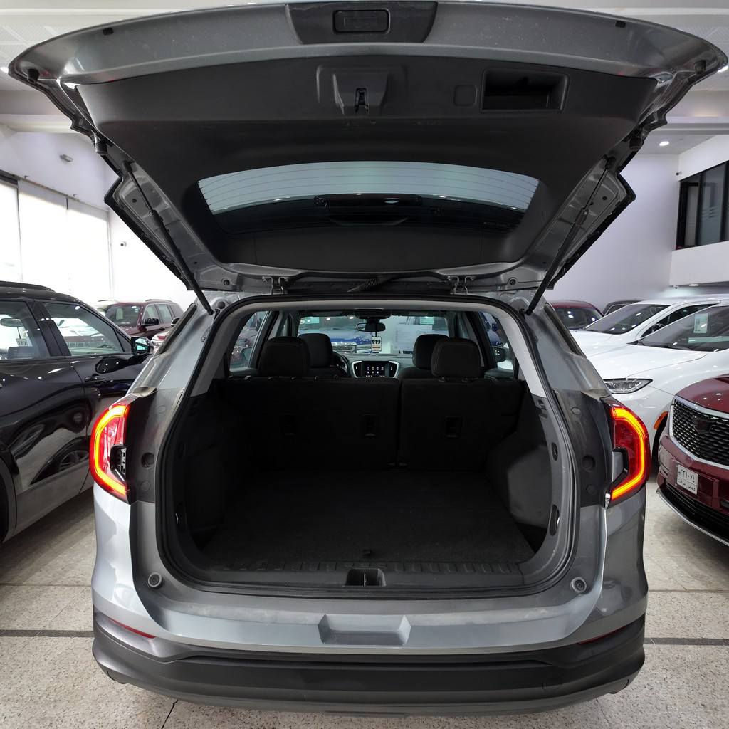 السلام عليكم
تيران موديل 2023 رقم اربيل بدون ضررايرباك ماشيه 12الف تبديل اوصبغ الباب الخلفي والدعاميه الخلفيه فقط محرك 1500 تيربو *********** السعر 195 فقط بيع بدون مراوس
