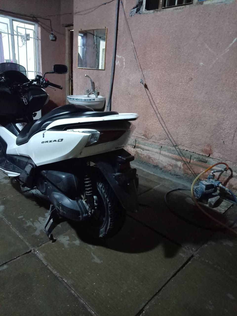 فورزا ٠١٢للبيع دراجة مدفوعة كمرك اوراقها كاملة قرصها موجودمكفولة بس نقص جاملغ سماعات مكينة ما مفتوحة السعر ١٢قفل الرقم ***********
