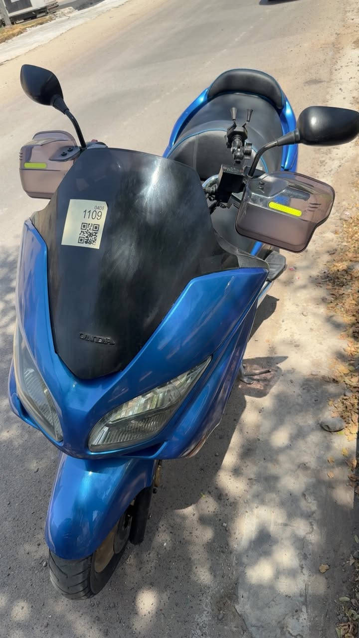 للبيع مكاني حي الاعلام
***********
