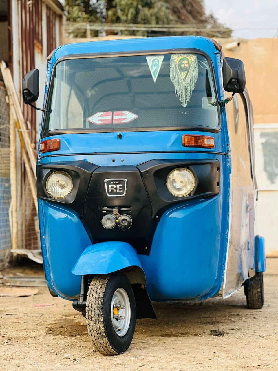 السلام عليكم تكتك للبيع موديل 22 تكتك نضيفه شراي اتصل وبيك خير وتدلل ***********
