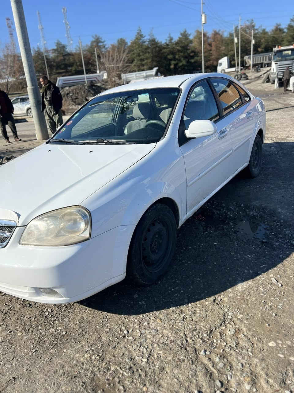 ئؤپترا ٢٠١٢
گيرتؤماتيك
ساغ ساغ
موس و براوه نيه 
٢ پارچه و نيوي بؤياغه 
به س په مپه ليدراوي نيه هيچ
گيرومكينه  به شه رتي ١٠ فيته ر
چركه ي تيدانيه 
هه موو گياني جايزه
چوار تايه ي سفري له بنه 
بؤمه سره ف  مه پرسه 
علوجه به شه رتي كيشه ي مه ده ني 
پاره ي هؤندايه كي براوه يه
شوين قه لادزي 
***********
