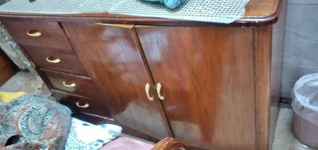 غرفة كاملة
٦ بيبان

ملحق 

جزامة

جرباية نفرين 

ميز تواليت 

٢ كومديات 

السعر ٣٠٠ الف وبيها مجال


**إذا كنت صاحب هذا الإعلان وتريد حذفه لأي سبب، رجاءا أرسل رسالة إلى الدعم الفني**