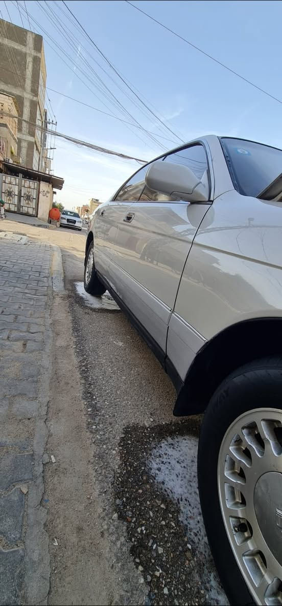 السلام عليكم بطة متصل كفالة من الكص والنقل جثة والضربة مبدل سستم مصبوغة جمالية مكينة وكير جديد تبريد راس الثور طخم تاير وحدادية جديدة سيارة باسمي سنوية لل ٢٠٣١ رقم انكليزي السعر ٨٠ ورقة وبي مجال بسيط  مكان بصره جمهوريه ***********
غرافه جديده
