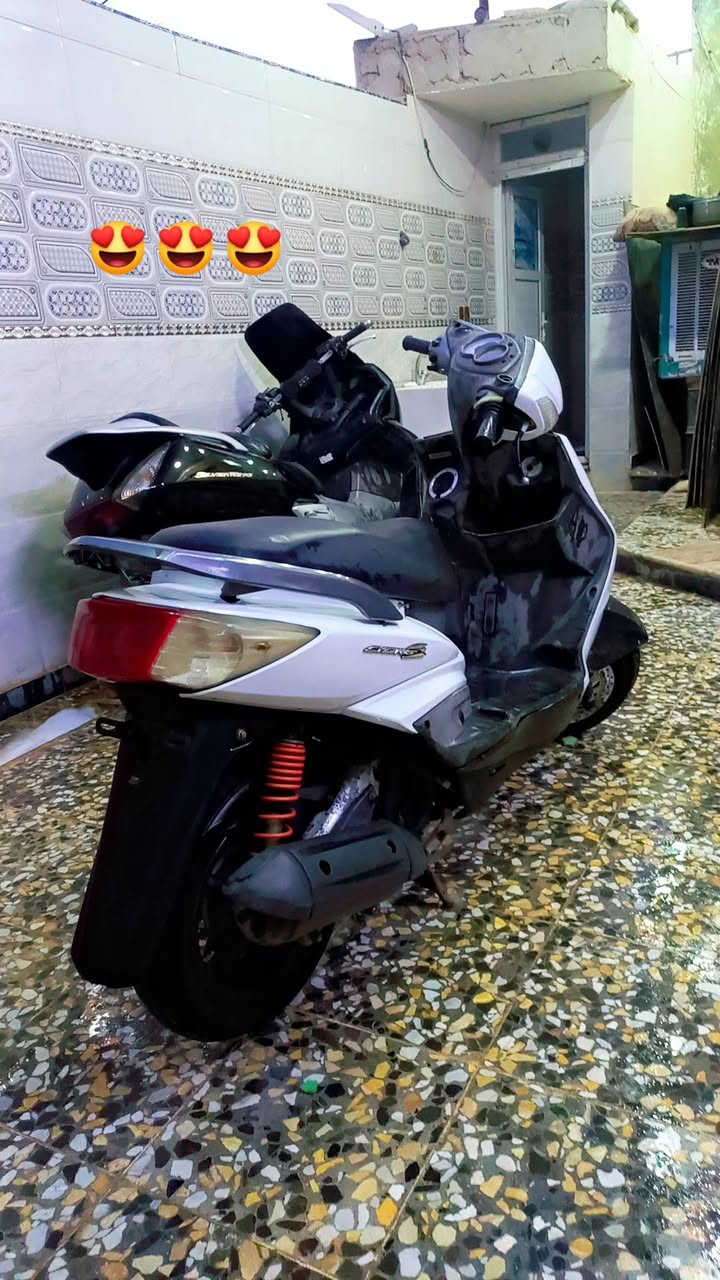 دراجه سكنس فحل كفاله عامه دراجه جديده وبلاديه سعر 850 وبيه مجال مكاني بغداد مدينت صدر ***********
