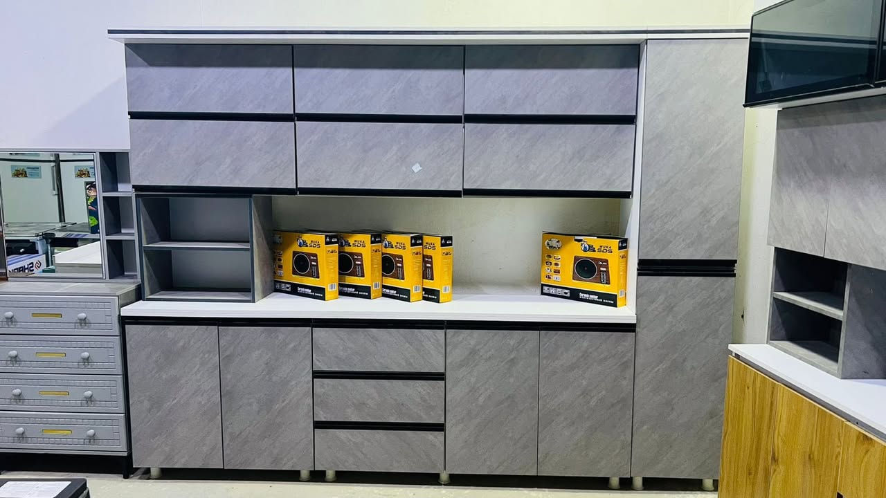 على بركة الله يوفر لكم مجمع العبدالله التجاري الاثاث المنزلي والمواد الكهربائية كل مايحتاجة البيت (البالة والجديد)نقد ومع نظام الاقساط المريح لحاملين ماستر رافدين فقط
العنوان:الحفرية الشارع العام بااتجاه العزيزية بلقرب من شركة التاج
الاتصال ***********@إشارة
