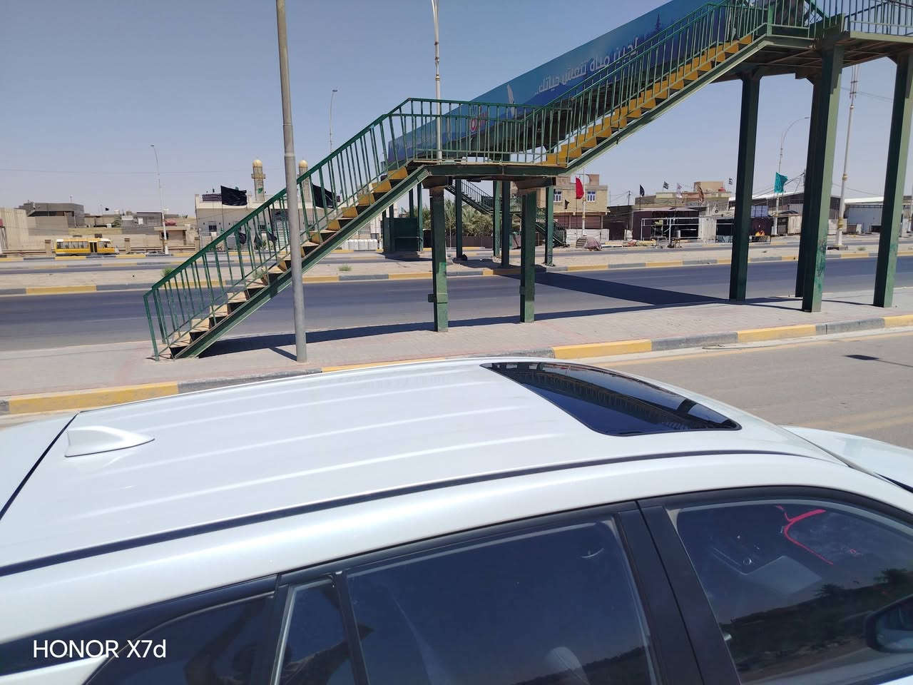 كلشي موضح بالمنشور بيه سونار
شخط بالباب بسيط جدا
باقي كفاله
***********
موديل ٢٥
ماشيه ٨٧٠٠
فديو مرفق بالمنشور 
٢٦١٠٠  مليون قفله قفله قفله قفله
