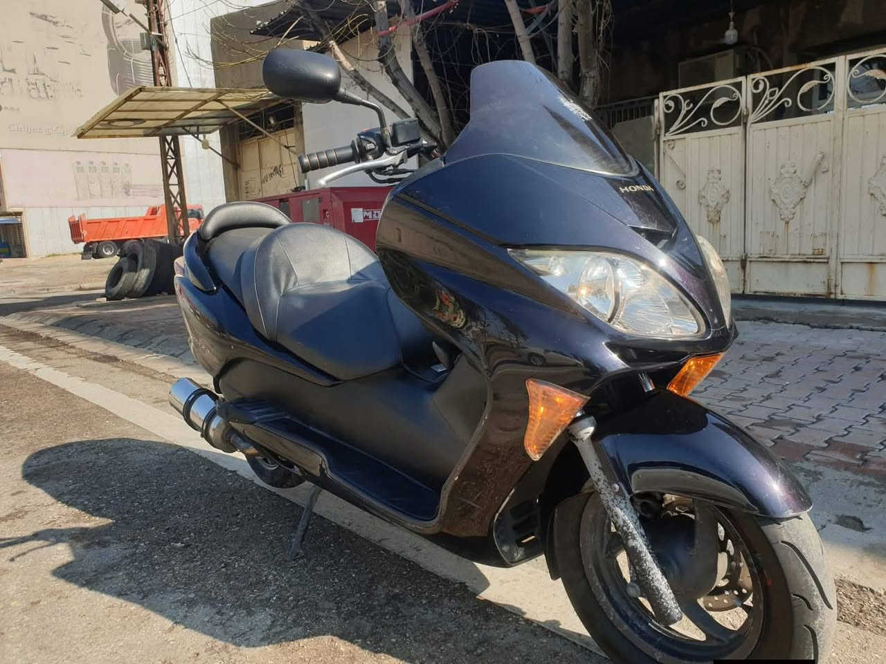 السلام عليكم مستعجل ع بيعتها مكاني بغداد الامين ٥٠٠ الف قفل
***********
