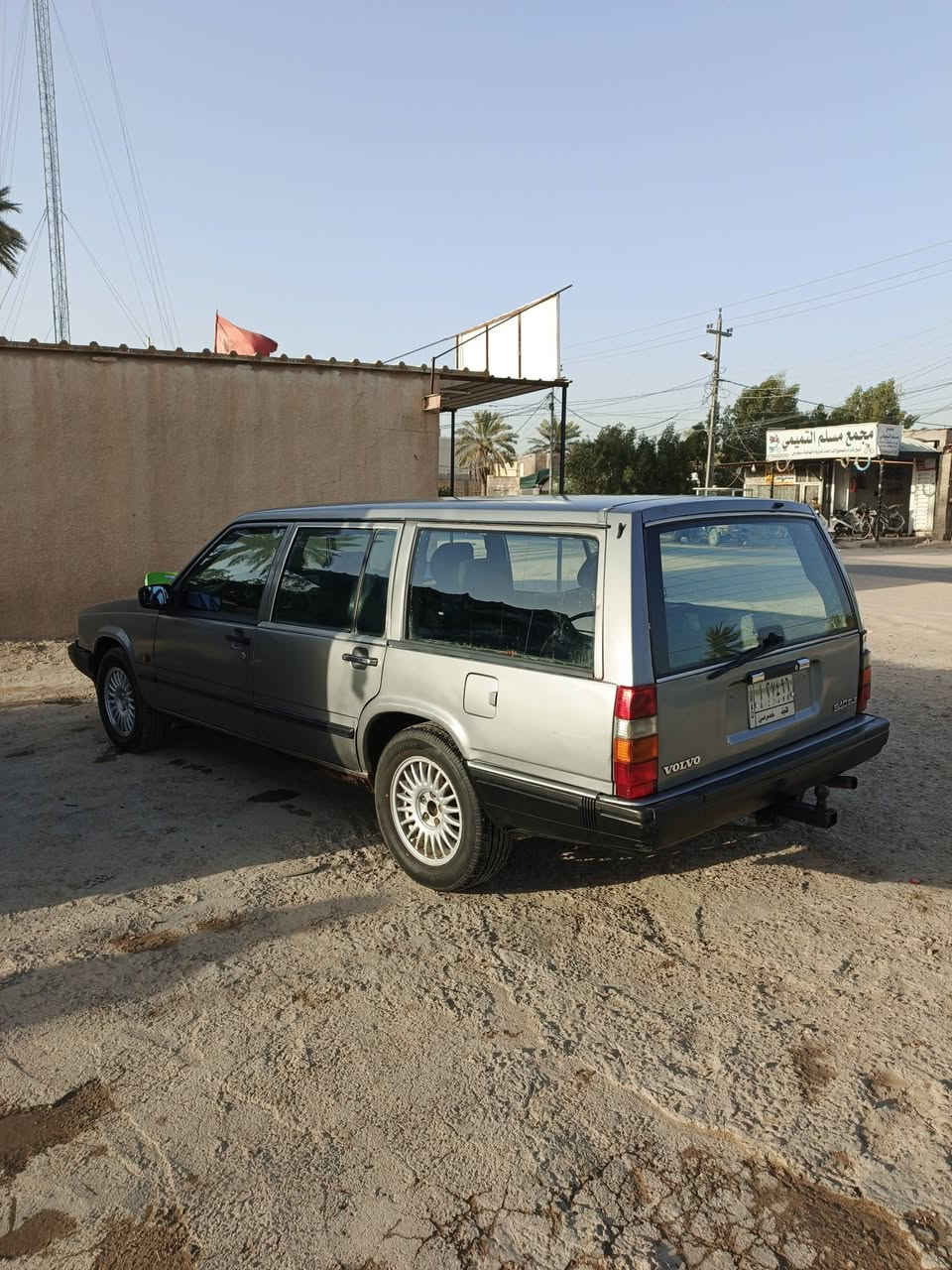 Volvo
سيارة فالو للبيع
موديل 1994✅
كفالة عامة ✅
السيارة جاهزة✅
حداديه ✅
گيـر ✅
تبريد ✅
تخم تاير جديد✅
جام كهرباء ✅
مكان نجف
***********
