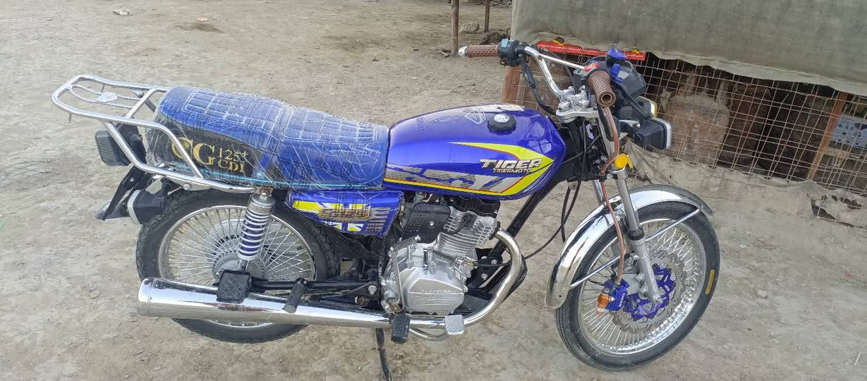 السلام عليكم تايكر للبيع موديل 25كفاله اي نقص مابيه دراجه مال جناي خير من الله 680بيه مجال مكاني بابل الشوملي الخظريات ***********
