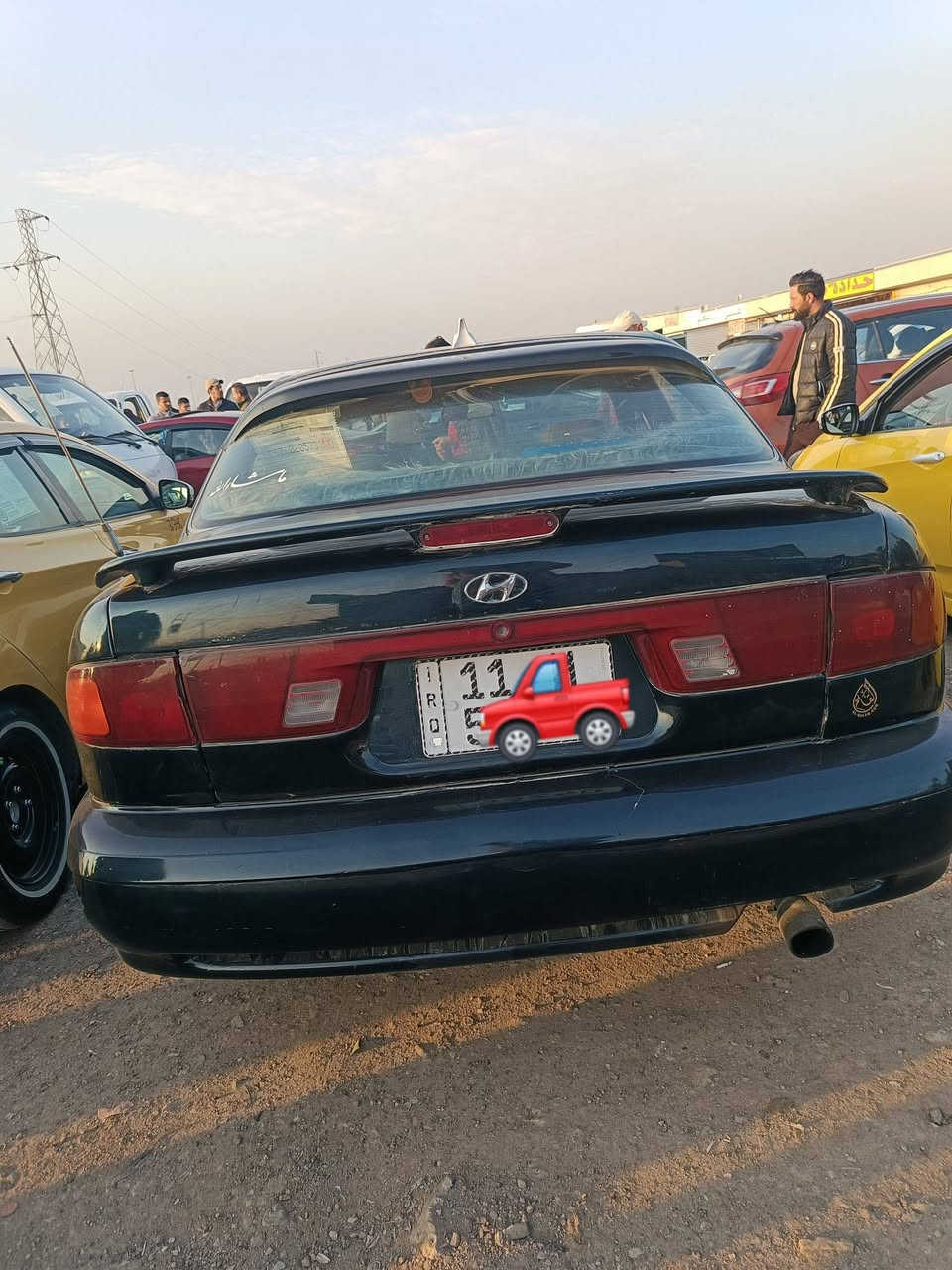 سوناتا 2 موديل 1995 لون زيتوني  
سيارة جاهزة من كلشي   رقم بغداد

كير اتوماتيك
تأير ويل كب
صدر جديد
كهربائيات جاهزة 
تبريد 
وتدفئه شغال
كير ومحرك جديد
غرفه نضيفه 
منضومه زنون وجميع كهرباء شغاله
صبغ عام 

سعر 52 ورقه بيها مجال
مكان بغداد اليوسفية 
***********
