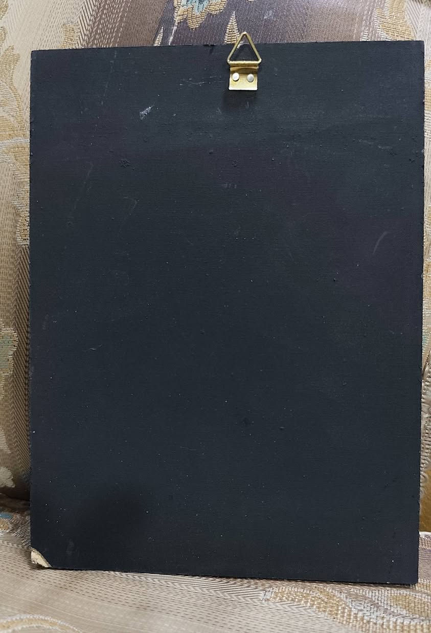 أيقونة القديسين يونانية قديمة  ☦️
​أضف لمسة من القداسة والجمال الفني لبيتك!
✅ طباعة عالية الجودة بألوان ثابتة.
✅ خلفية خشبية سوداء فخمة.
هذه الأيقونة المباركة البيزنطية الرائعة تجسد القديسين (روفائيل ونيكولاوس والقديسة إيرين).
التفاصيل: شغل فني متقن بألوان دافئة تعكس عبق التراث الكنسي الأصيل.
✅ قياس مثالي 23 × 18سم  ومزودة بحامل للتعليق.
​السعر: [ 20 الف] يتوفر توصيل


**إذا كنت صاحب هذا الإعلان وتريد حذفه لأي سبب، رجاءا أرسل رسالة إلى الدعم الفني**