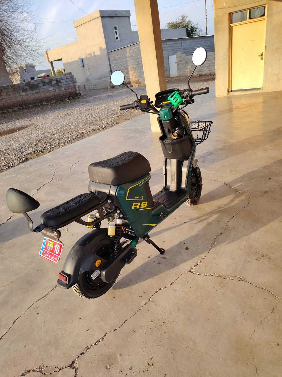 السلام عليكم  
- ماطور شحن R9 للبيع السعر (600) وبي مجال قليل 
- يرهم مراوس بموطور بانزين فقط ملاحضه حسب القناعه 

العنوان  الساحل الايسر-قرية عويجيله 
اتصل على-***********
