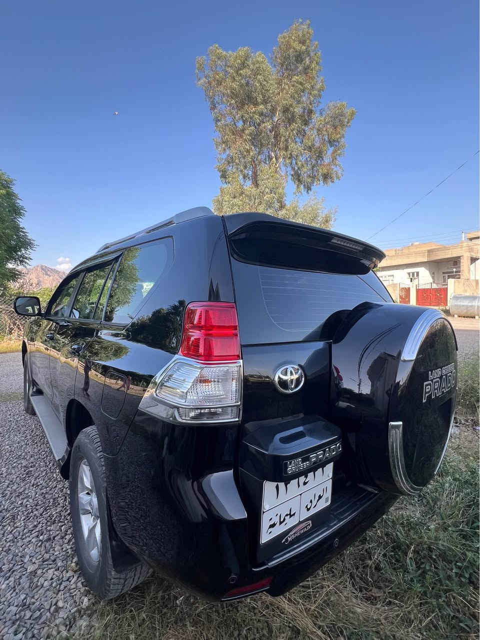 پرادۆ مۆدێل ‌‌‌٢٠١٠ 
چوار پستۆنی فولی بەسمە و شەغال 
سەلاجە ناوزەرد دژەخلیسک نیزامی ئیکۆ 
حاسە  و کامێرە سێ شاشەیە ئاوێنە شەفت
بێ بۆیاغ بێ سارد دەعامیەکانیشی بەشەرت
کامل سێرفس کراوە ڕۆنی گێڕ و چوار تایەی لۆکی لەژێرە لەجوانی و خاوێنی ڕەقەم یەکە
نرخ 210 مەجالێکی زۆر کەم أربيل, العراق


**إذا كنت صاحب هذا الإعلان وتريد حذفه لأي سبب، رجاءا أرسل رسالة إلى الدعم الفني**