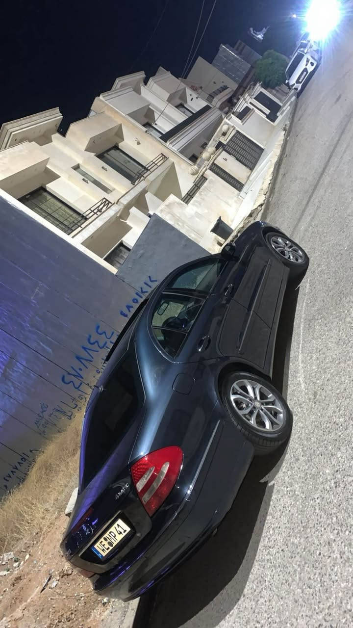 مارسيديس Sكلس رقم ئه وروبي🇩🇪ماسفات قه بات قه بات پانوراما كوشن جلد كوشن سار/كه رم/موديل 2006مه نافيس ئه سلي كومركا يبراهيم خليل داخل كرايه 5مانه داخل بويه سياره كه 280جويه 6بستن مه كينه مه رغوب 320مسرفا يك ديناري تيتا نيه شرتي غرامه يك دينار له سه ر نيه  زور جوانه نمونه يه له جواني سعر83مه جال ره قه م ته له فون *********** اكر, نينوى
