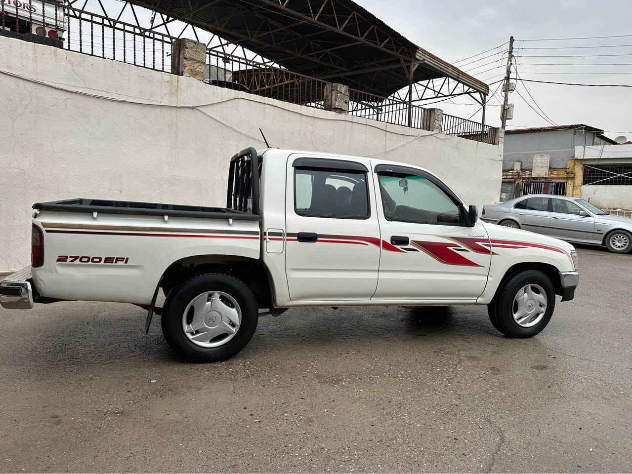 هايلوكس ٢٠٠٠ محسن رقم اربيل سيارة گير محرك شاصى ب شرط سعر ٩٥ورقه عنوان زاخو هاتف *********** زاخو, دهوك
