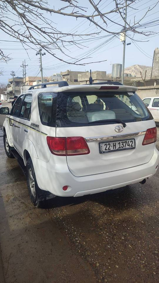 فۆڕ چنەر  مۆدێل 2008 فول  سێڕیز کوشن ناو زەرد چوار نام کارەبا تۆماتیک  ئاوێنە کارەبای هەمو گیانی ئیش ئەکا بەشەرت ڕەقەمو سەنەوی تازەیە  شەش پستۆن بیلاد  هەمو گیانی بەشەرت  زۆر جوانو خاوێن ماوەتەوە چوار تایەی تازە  گۆڕینەوەش ئەکەم بەسەیارەیە بەدڵم بێ سەیارەکە وەڕگەڕاوە بەڵام شانو سەقفی زۆر جوانە   ڕ.ق  [***********] [***********] السليمانية, العراق
