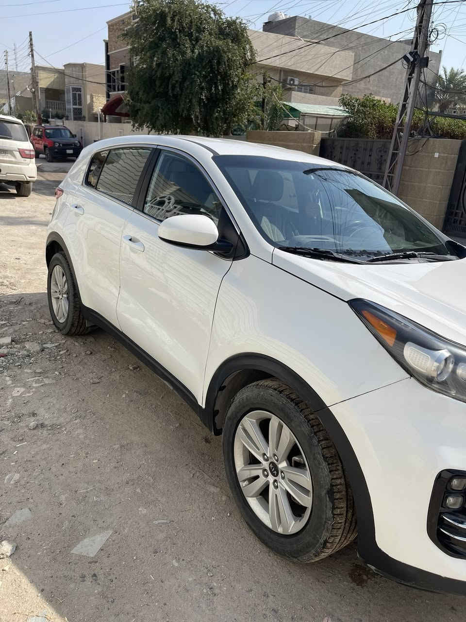 كيا سبورتج 2019 | وارد امريكا للبيع | فئة FE

الضرر: جاملغ أمامي بارد وتكحيل وحافة البنيد تعديل والباب الخلفي رش فقط اثر كردخه بأمريكا بدون دواخل بدون تبديل موضح بالصور 

شاصي لغود كلها مكفوله السيارة على وضع الشركة كلشي بيها بلادي بدون تبديل 

صور امريكا مرفقه مع الصور  بدون ايرباك

 المواصفات:

 • محرك 2400 GDI

 • كير أوتوماتيك / عادي

 • 5 ويل كب

• كير 6 نمر 

 • تبريد قطعتين

 • مانع انزلاق ABS

 • بلوتوث + AUX

 • تحكم ستيرن

 • كروز سرعة 

 • شاشة لمس + كاميرا دوارة

 • 3 وضعيات قيادة (عادي / سبورت / ECO)

 • داخلية مخمل أسود

•8 ايرباك مكفول 

 • العداد: 84,000 ألف ميل قابل للزيادة 

عداد السيارة بأمريكا 40,000 ميل 

السيارة جاهزة على وضع الشركة كير محرك تبريد كله مكفول على ايدي مال جناي 

رقم اربيل بأسمي تحويل مباشر بأسم المشتري 

مكانها بغداد 

السعر  15,900$ بيها مجال بسيط للشراي 

للاستفسار الاتصال على الرقم التالي 

***********
