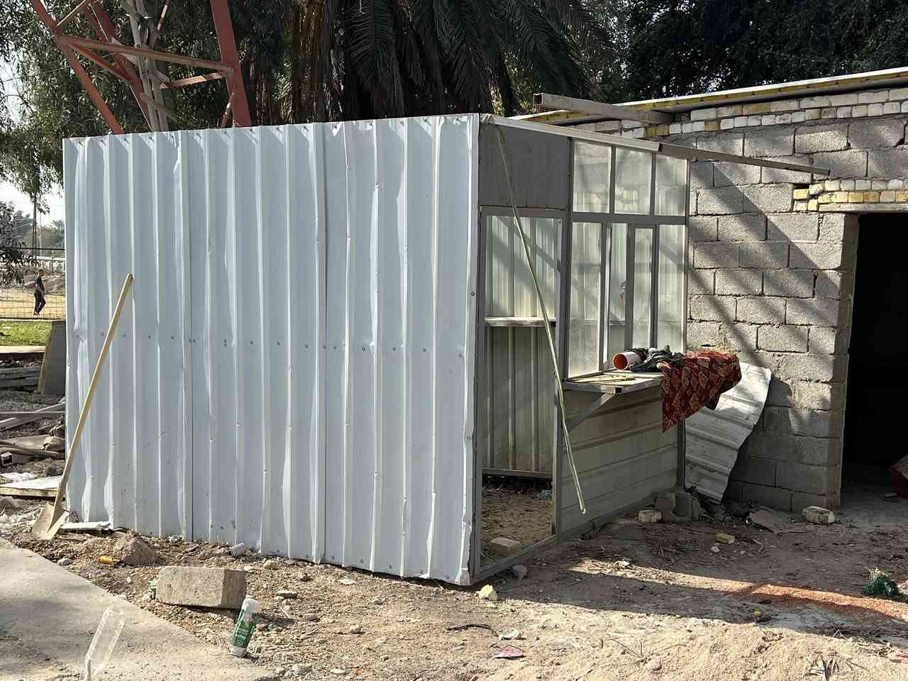 السلامة عليكم كشك لبيع جاهز مامستخدم الوجه جام خانه وباب مكانه واسط الفلاحيه 3في 3ارتفاع 3


**إذا كنت صاحب هذا الإعلان وتريد حذفه لأي سبب، رجاءا أرسل رسالة إلى الدعم الفني**