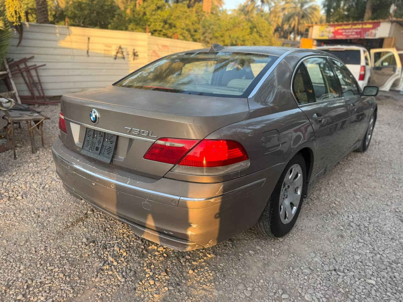 السلام عليكم . بيئم  730l باخره ادوات

مكينه ٦ سلندر  3000cc

وارد خليجي 

مكينه گير شرط 

حدادية نص عمر

تبريد بي بروده قليله كمبريسر شغال 

وفان شغال كهربائيات شغاله 

بيها لوحه بغداد تخم بلكات جديد ودهن جديد اليوم بدلت 

اتعهدلك سرقه وعشاير وطلب 

سعرها بلاش 35 ورقه 

مكان السياره الناصريه 

للاستفسار الاتصال 

***********
