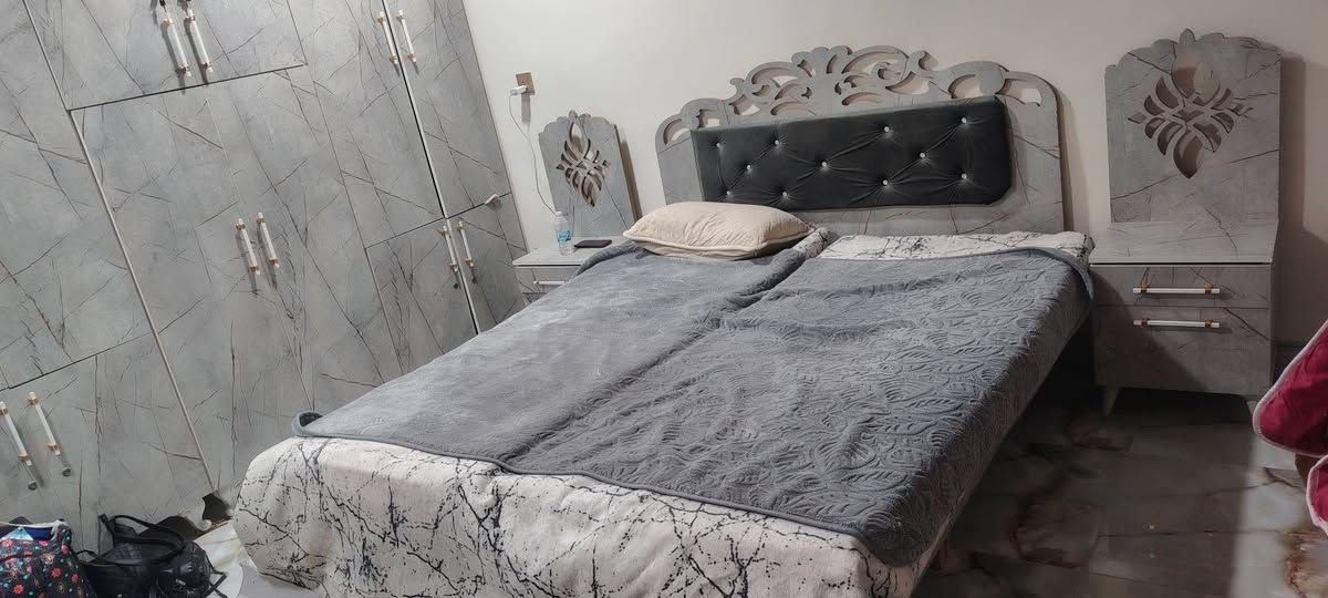 سلام عليكم هذني للبيع كله جديد بعدهن نضافه ١٠٠ بل ١٠٠ عنوان كركوك ***********
