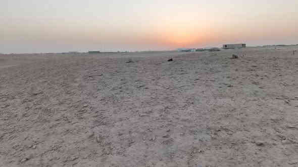 قطعة ارض للبيع طابو صرف المساحه 338م العنوان الشاعي قرب معامل البلوك ع الشارع العام السعر المطلوب 17مليون 
للأستفسار ألاتصال ع الرقم ***********أو ***********
